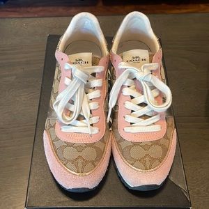 Women Coach Tennis, Sz 6.5, Khaki & Light Pink/Petal